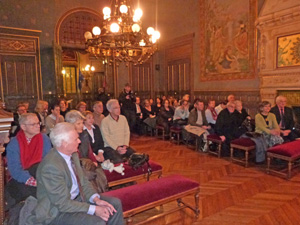 vue du public assis dans la salle