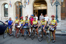 Les cyclistes sur le départ